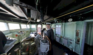 TCG Gayret Savaş Gemisi