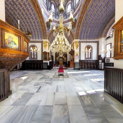 Kilise Girişi İç