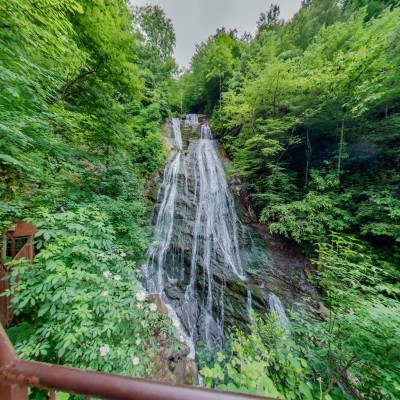 Güzeldere Şelalesi - İlkbahar