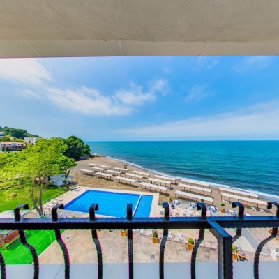 Oda Suit Balkon (Batı)