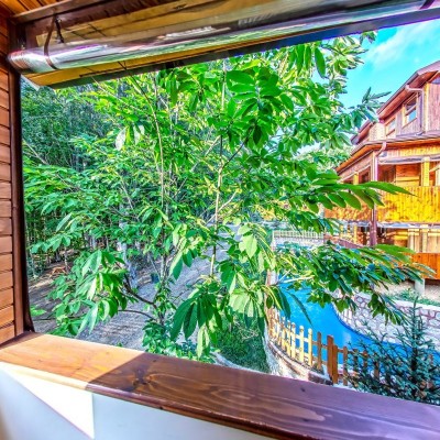 Chestnut Apartment (Balcony)