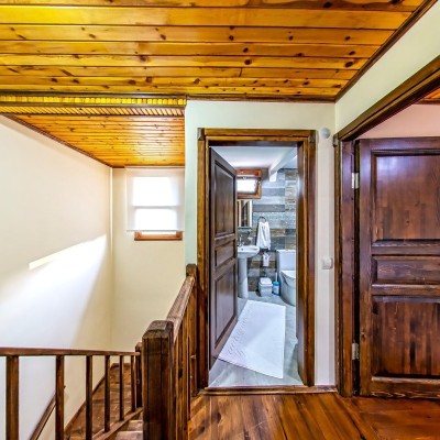 Beech Apartment (Hall 2)